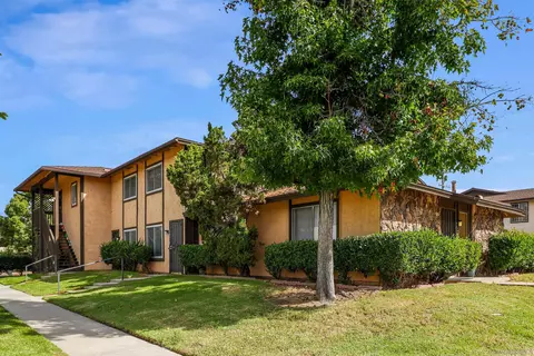 10338 Restful Ct, Santee, CA 92071 photo 2