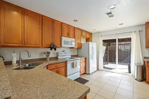 10338 Restful Ct, Santee, CA 92071 photo 9