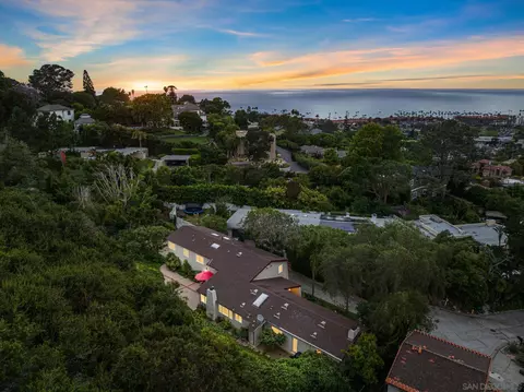 7770 Roseland Pl, La Jolla, CA 92037 photo 26