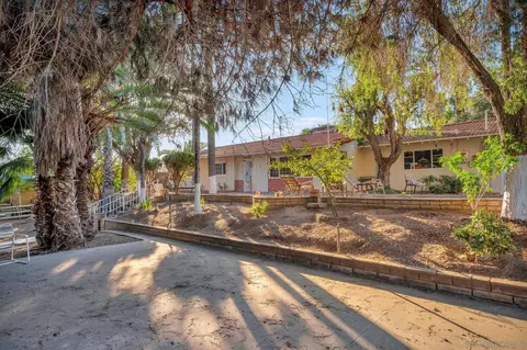 1886 Winrow Rd, El Cajon, CA 92021 photo 4