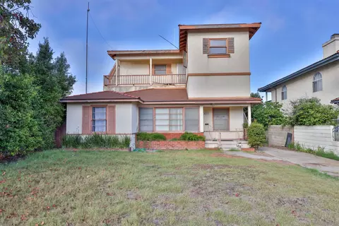 4376 Del Monte Ave, San Diego, CA 92107