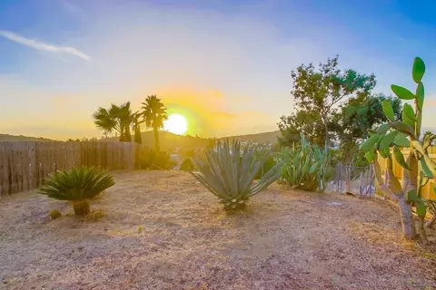 8344 Ora Belle Ln, El Cajon, CA 92021 photo 27
