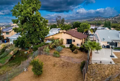 8344 Ora Belle Ln, El Cajon, CA 92021 photo 19