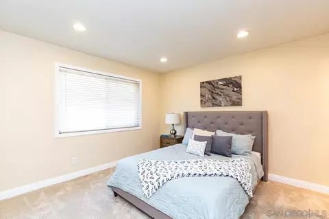 5755 Lambda Ln, La Mesa, CA 91942 photo 15