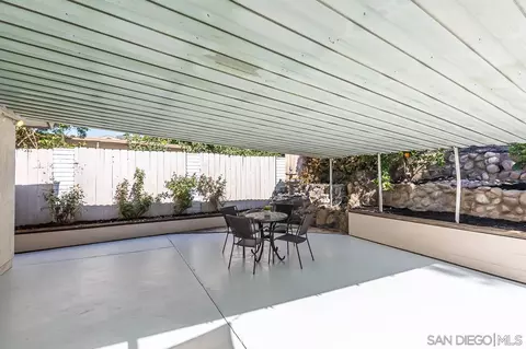 5755 Lambda Ln, La Mesa, CA 91942 photo 18