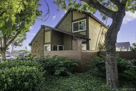 10665 Escobar Dr, San Diego, CA 92124