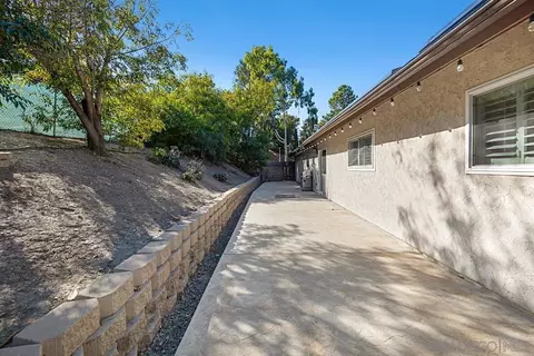 9520 Upland St, Spring Valley, CA 91977 photo 29