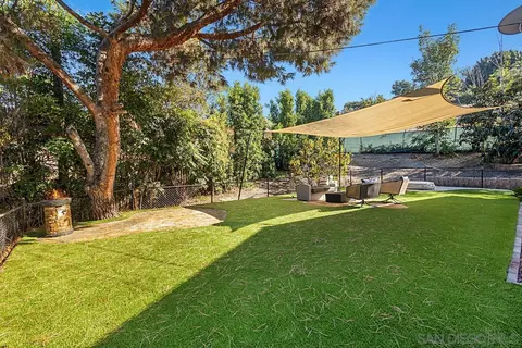 9520 Upland St, Spring Valley, CA 91977 photo 17