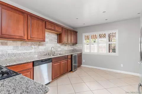 1354 S Maple St, Escondido, CA 92025 photo 7