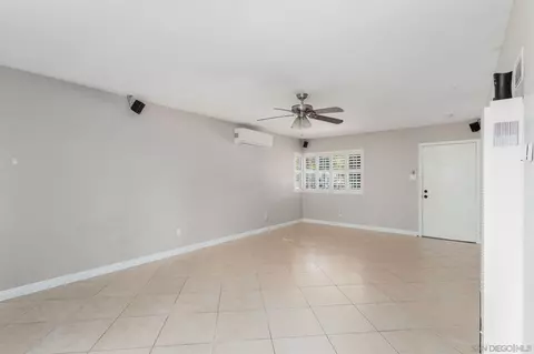 1354 S Maple St, Escondido, CA 92025 photo 4
