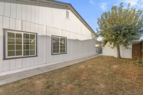 1421 Marjorie Ave, Escondido, CA 92027 photo 23