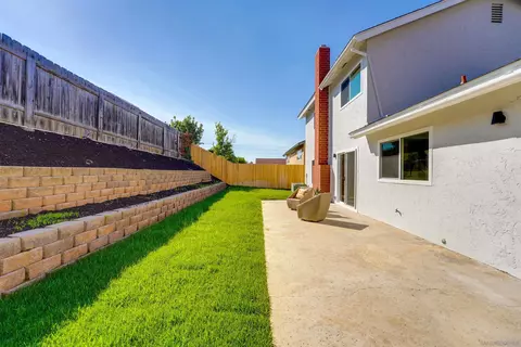 10905 Avenida Benjamin, La Mesa, CA 91941 photo 55