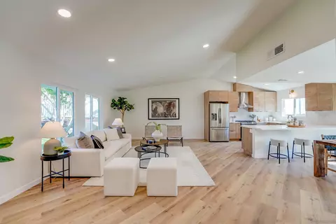 10905 Avenida Benjamin, La Mesa, CA 91941 photo 8