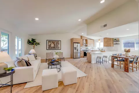 10905 Avenida Benjamin, La Mesa, CA 91941 photo 6
