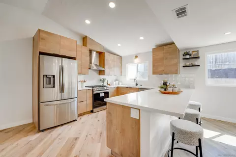 10905 Avenida Benjamin, La Mesa, CA 91941 photo 12