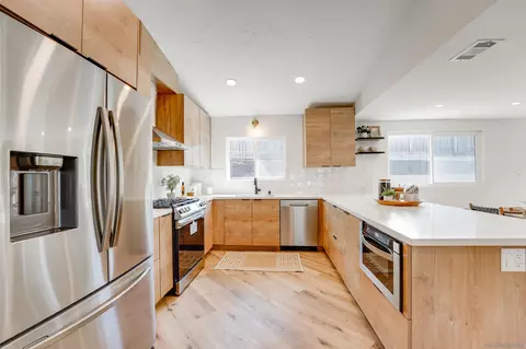 10905 Avenida Benjamin, La Mesa, CA 91941 photo 14