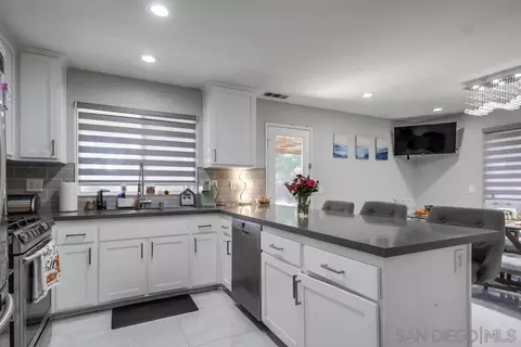 1910 Corner Stone Ct, El Cajon, CA 92021 photo 6
