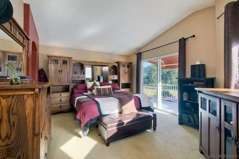 8821 Tobira Dr, Escondido, CA 92026 photo 13