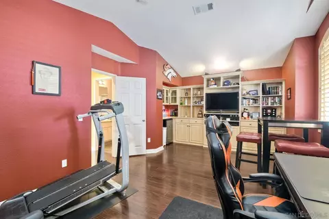 8821 Tobira Dr, Escondido, CA 92026 photo 23