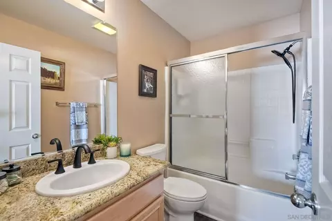 8821 Tobira Dr, Escondido, CA 92026 photo 21