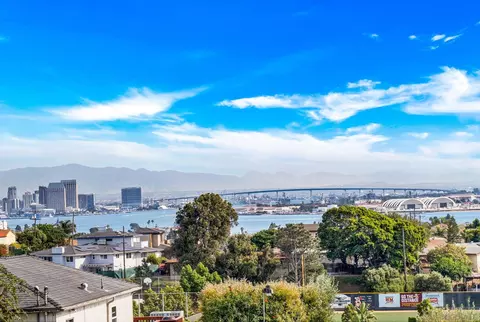 1716 Chatsworth Blvd, San Diego, CA 92107