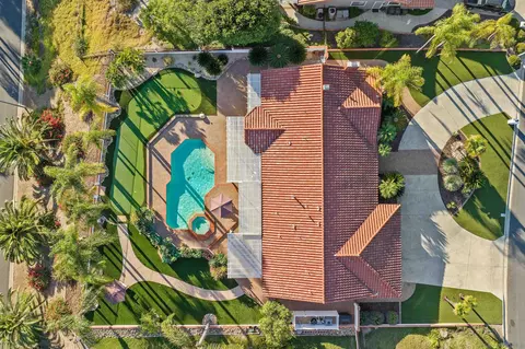 1611 Stoneridge Cir, Escondido, CA 92029 photo 2