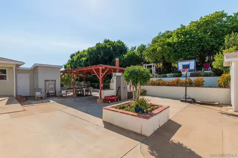 6310 Severin Dr, La Mesa, CA 91942 photo 24