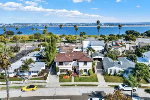 3573 Jewell St, San Diego, CA 92109