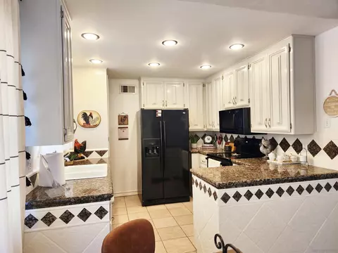 9516 Cypress, Lakeside, CA 92040 photo 11