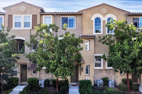 2407 Sentinel Ln, San Marcos, CA 92078
