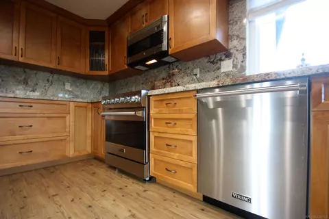 611 E J St, Chula Vista, CA 91910 photo 3