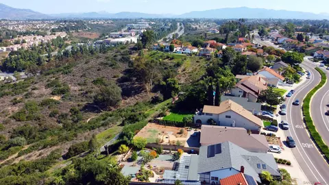611 E J St, Chula Vista, CA 91910 photo 9