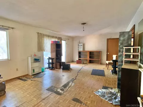 11126 Green Oaks Rd, Lakeside, CA 92040 photo 8
