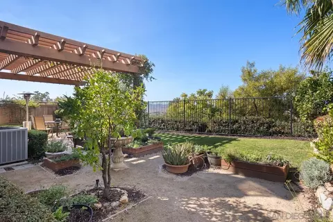 1025 Breakaway Dr, Oceanside, CA 92057 photo 30
