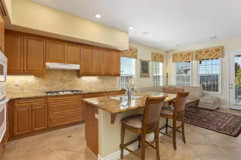 1025 Breakaway Dr, Oceanside, CA 92057 photo 12