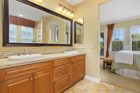 1025 Breakaway Dr, Oceanside, CA 92057 photo 19