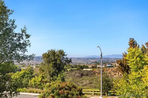 1025 Breakaway Dr, Oceanside, CA 92057 photo 31