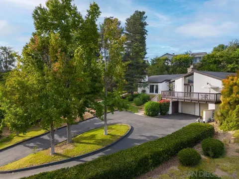 1308 Hidden Plateau Ct, El Cajon, CA 92019