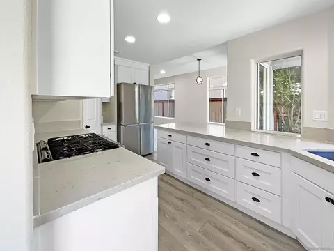 4272 Conquistador, Oceanside, CA 92056 photo 14