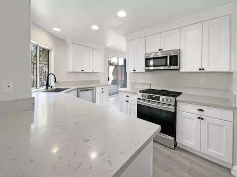 4272 Conquistador, Oceanside, CA 92056 photo 12