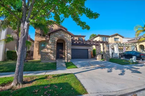 1542 Quiet Trail Dr, Chula Vista, CA 91915