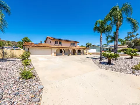 23908 Couna Way, Ramona, CA 92065 photo 2