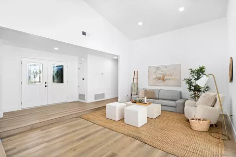 1621 Downs, Oceanside, CA 92054 photo 8