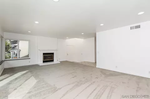 8065 Caminito Gianna, La Jolla, CA 92037 photo 6