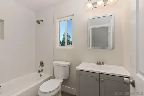 2301 Kings View Cir, Spring Valley, CA 91977 photo 22