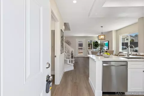 2301 Kings View Cir, Spring Valley, CA 91977 photo 3