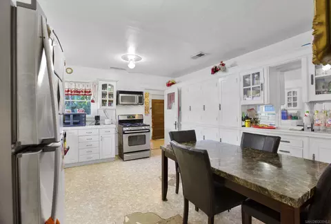 1103 Persimmon Ave, El Cajon, CA 92021 photo 8