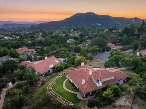 15335 Ridgeview Pl, Poway, CA 92064 photo 2