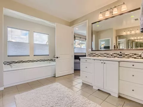 2913 Fledgling Dr, Escondido, CA 92029 photo 18