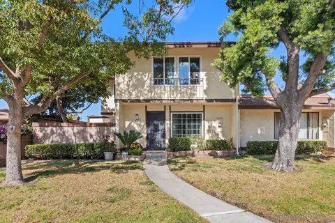 225 Regency Ct #C, Chula Vista, CA 91911